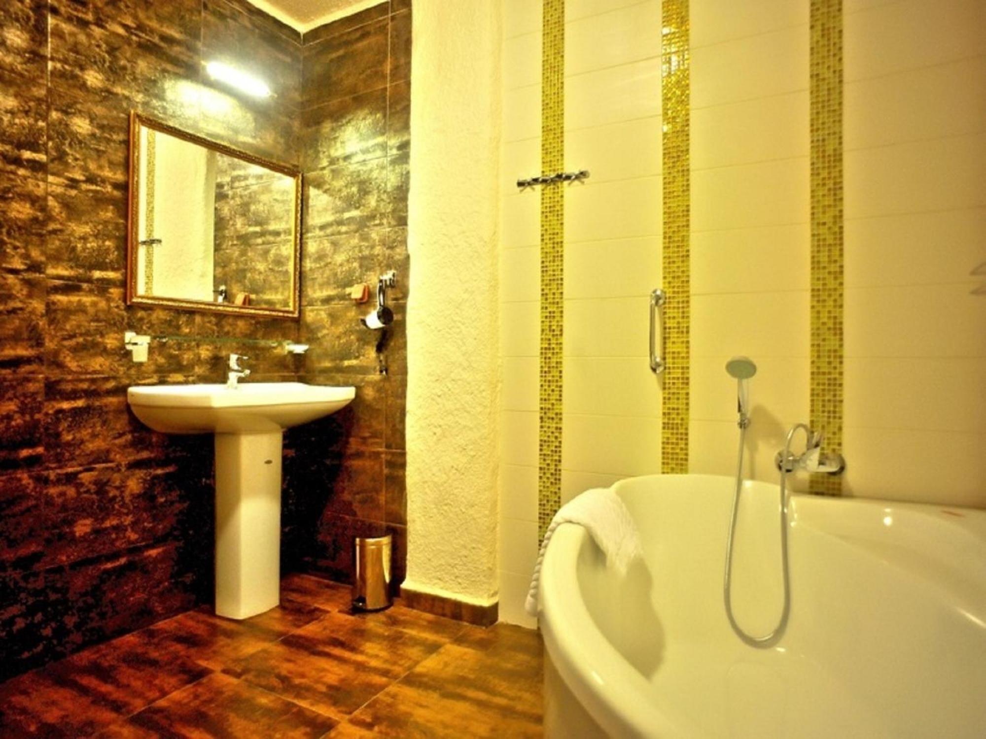 Hotel Kilikiya أوزهورود الغرفة الصورة